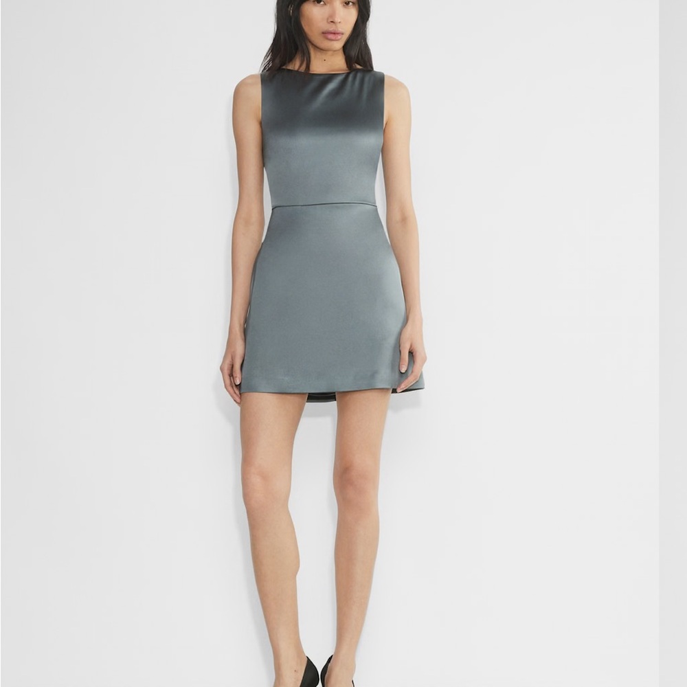 Aritzia Gray Mini Dress Chic and Versatile
